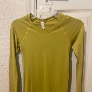 Lululemon Swiftly Tech LS.